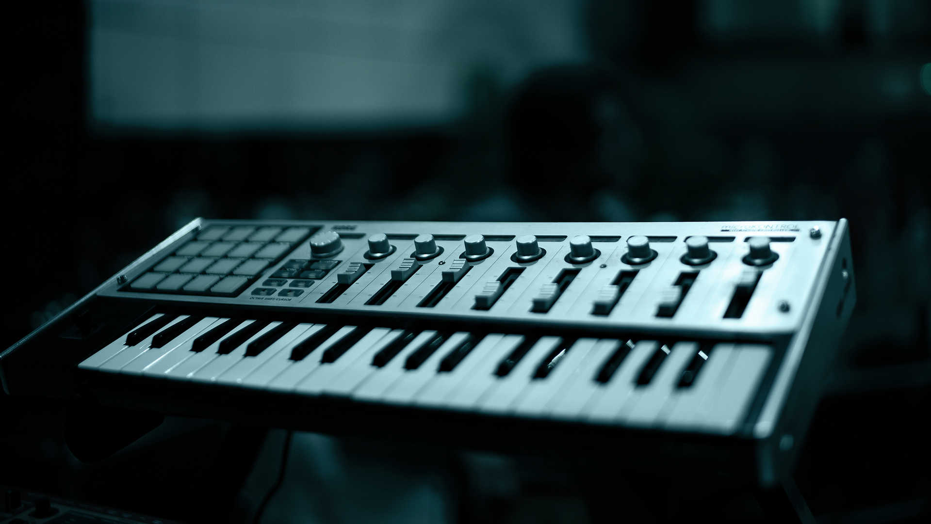 Bootstrap Template 216 DPI